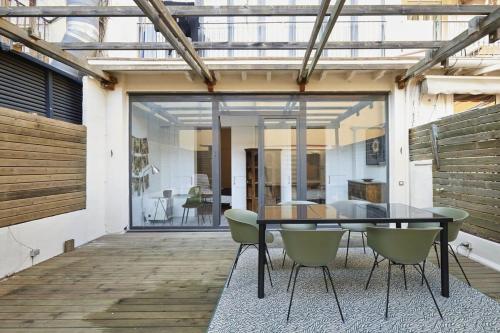 The Collection Barcelona - Classy 3BD - 2BTH with private patio in Eixample