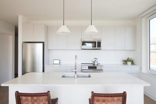 ROOST Kelly Drive Image