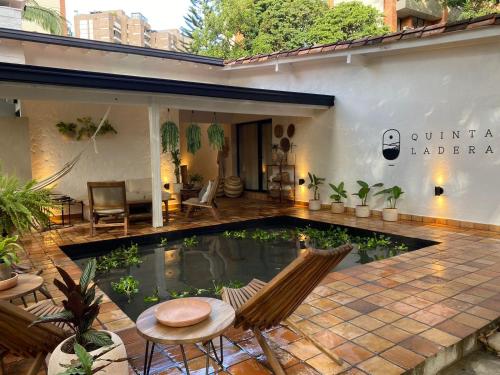 Πισίνα στο ή κοντά στο Hotel Quinta Ladera