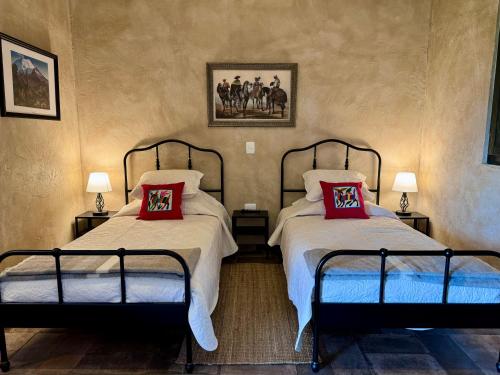 Una cama o camas en una habitación de Loft El Tapatío en Val'Quirico