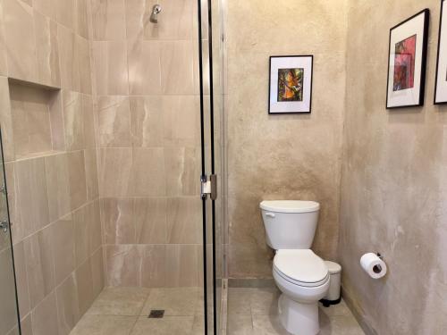 Un baño de Loft El Tapatío en Val'Quirico