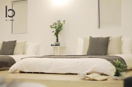 b hotel Heiwaodori 102 - Beautiful New 1BR Apartment for 6 ppl
