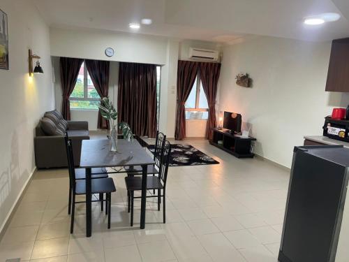 Area soggiorno di Desaru Homestay Southern, Tiara Desaru Seaview Residensi