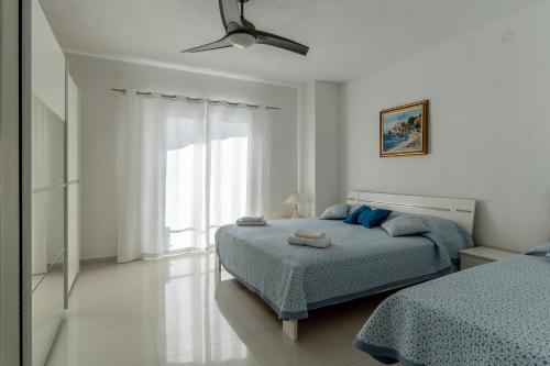 Katil atau katil-katil dalam bilik di Luxury villa with a swimming pool Gornja Podgora, Makarska - 22284