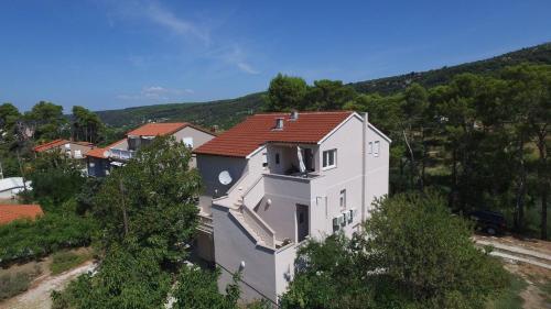 Apartments with parking space Mundanije, Rab - 22552