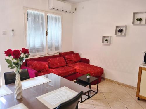 Apartments with parking space Baska, Krk - 22600