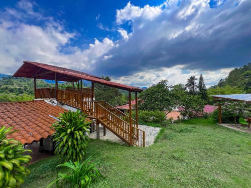 Κήπος έξω από το Finca Currucutu Salento