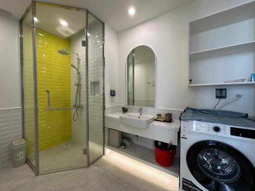 Phòng tắm tại Hillside condo at Sunset town - Southern Phu Quoc