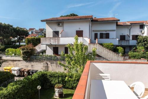 a view of a house from the roof at Trilocale con A/C a Marcelli - M035 in Marcelli