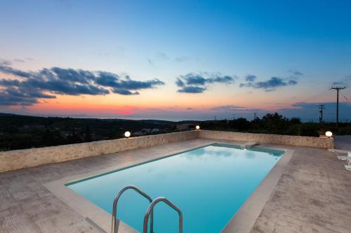 Domas Blue Studio Villa With Private Pool and Panoramic View
