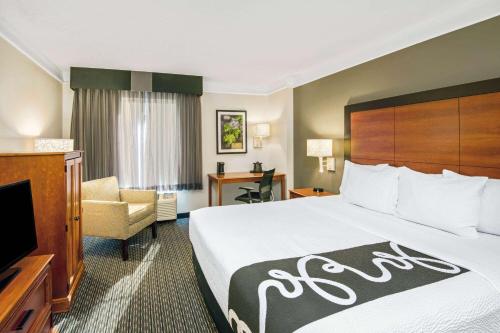 La Quinta by Wyndham San Antonio Airport Image