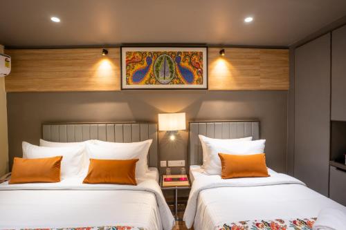 Premium Room thumbnail 2