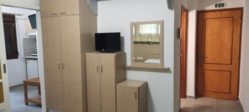 Gallery image of Fantasia Studios and Apartments in Neos Marmaras