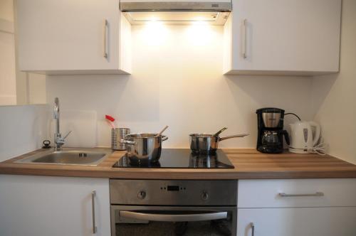 Lovely Renovated Apartment Top 11 - Easy Self Check in