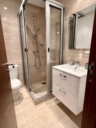Un baño de Luxury apartments prestigia