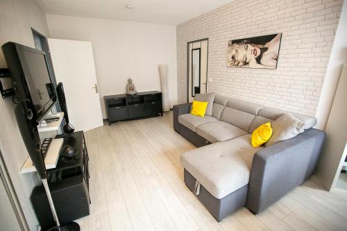 Area tempat duduk di Appartement cosy - Alfortville