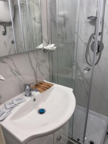 Liberato Home