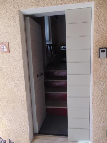 Gallery image of SE051 - Palazzo d'Arcevia, accogliente trilocale ristrutturato in Cerrreto Grue