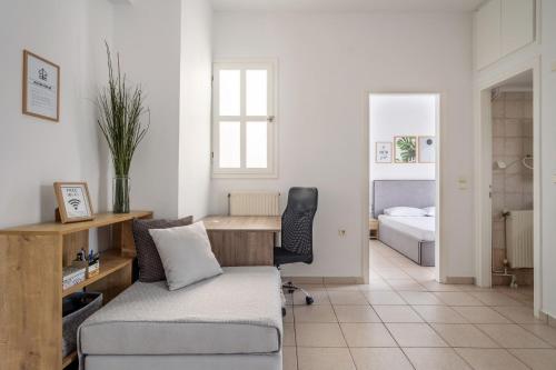 Minimal Apartment in Heraklion