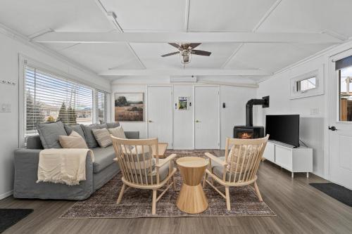 Televisor o centre d'entreteniment de The Birch