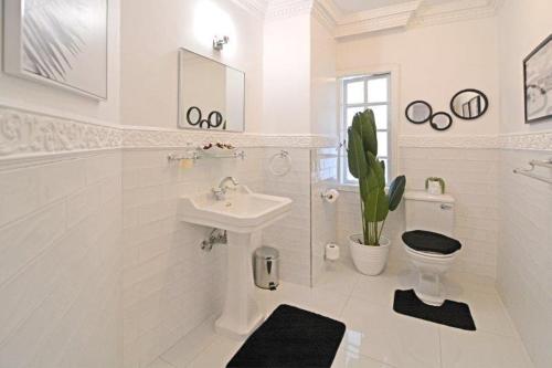 Bilik mandi di @Liam Cottesmore