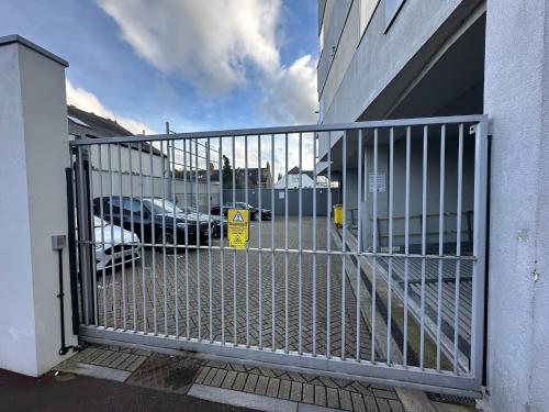 Gallery image of Modern Flat in Leigh Broadway in Leigh-on-Sea