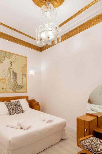 The Collection Barcelona - Amazing 5Bd for 13 with terrace in Plaza Cataluña