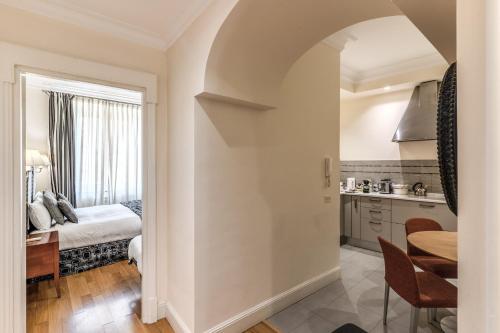 Via Napoli Apartments photo 31