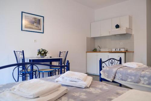 Gallery image of Leventis Apartments in Rovies
