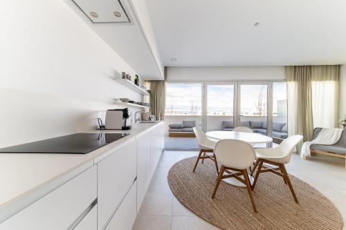 Buena Vista, Panoramic view penthouse with pool - by OYOOSTAYS photo 17
