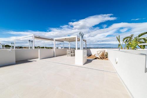 Buena Vista, Panoramic view penthouse with pool - by OYOOSTAYS photo 23