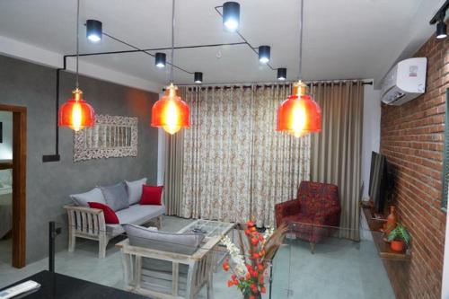 Posezení v ubytování Sai Sruthi Residences