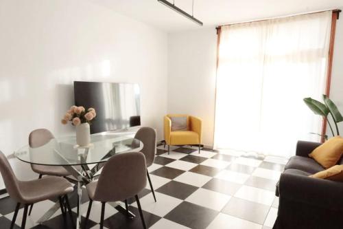 Posezení v ubytování VV-Badana Stay - Amplio y luminoso piso con balcón en Tazacorte