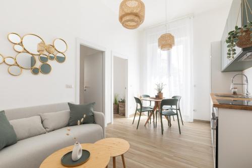 Luni 4 - Design trilo suite -M3- 8 min dal Duomo