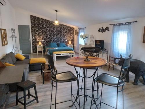 Gallery image of La Couloumine in Salses-le-Chateau