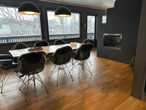 Χώρος καθιστικού στο Hemsedal 200m2 /5 sov/10 senger/2 familier