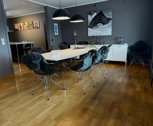 Χώρος καθιστικού στο Hemsedal 200m2 /5 sov/10 senger/2 familier