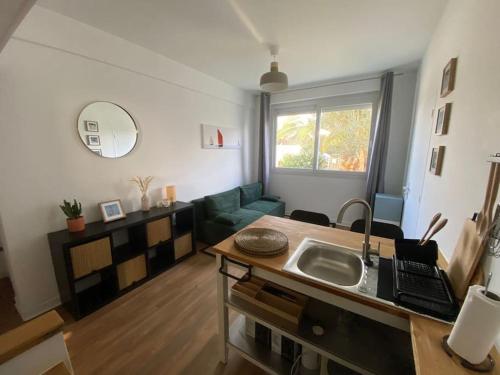 Χώρος καθιστικού στο Appartement au pied des plages !