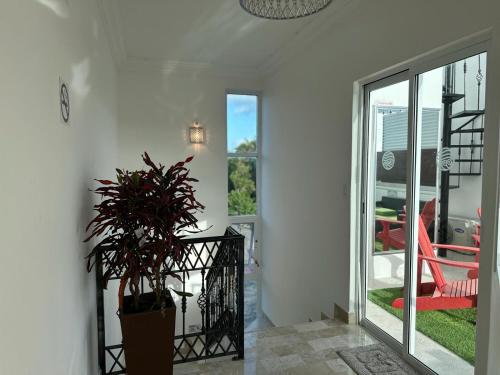 Balkoni atau teres di Private Villa with Pool 10 min from Puerto Morelos Beach