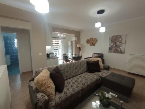 Χώρος καθιστικού στο Angela's Seaview Apartment