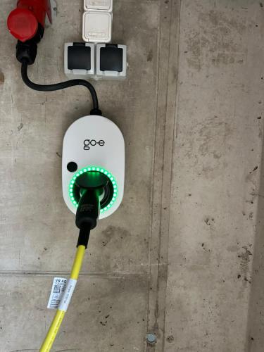 an electric meter with a plug in it on a floor at Ferienwohnung Lange in Göstling an der Ybbs