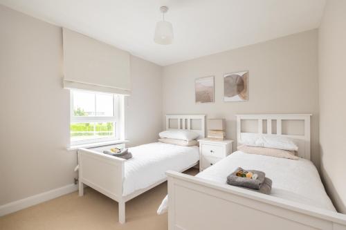 Luxury Detached Home photo 36