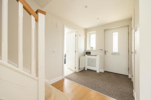 Luxury Detached Home photo 23