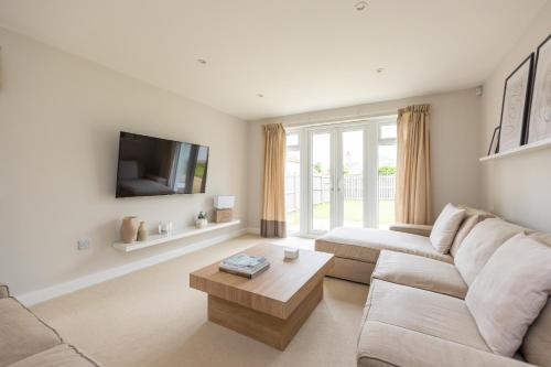 Luxury Detached Home photo 26