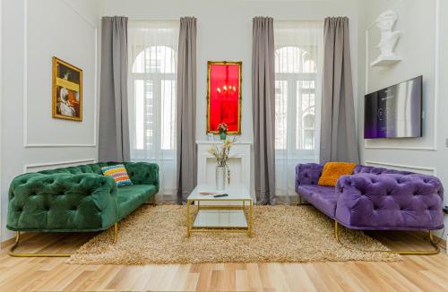 W17Elegant Inner City Apt w/King bed&Friendly Host