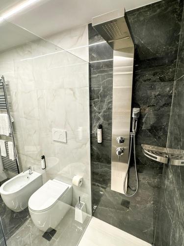 Bilik mandi di B&B Cristallo