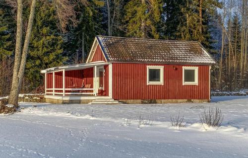 Pet Friendly Home In Ormaryd v zimě