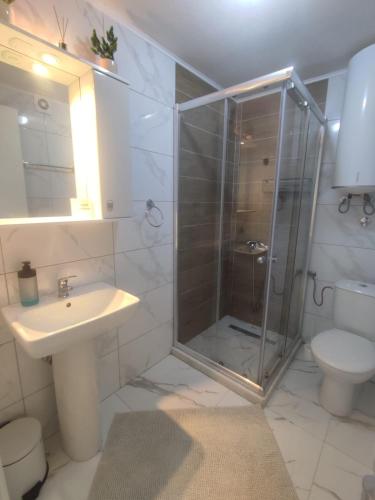 Horizont Lux tesisinde bir banyo
