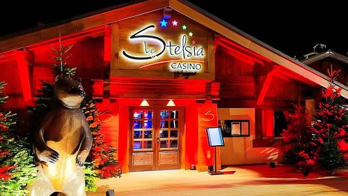 Certifikát, hodnocení, plakát nebo jiný dokument vystavený v ubytování Vue Mont blanc, ski et village