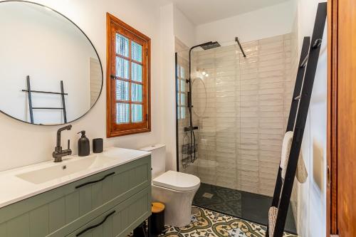 a bathroom with a sink and a shower at Casa Narnia in Puerto del Carmen
